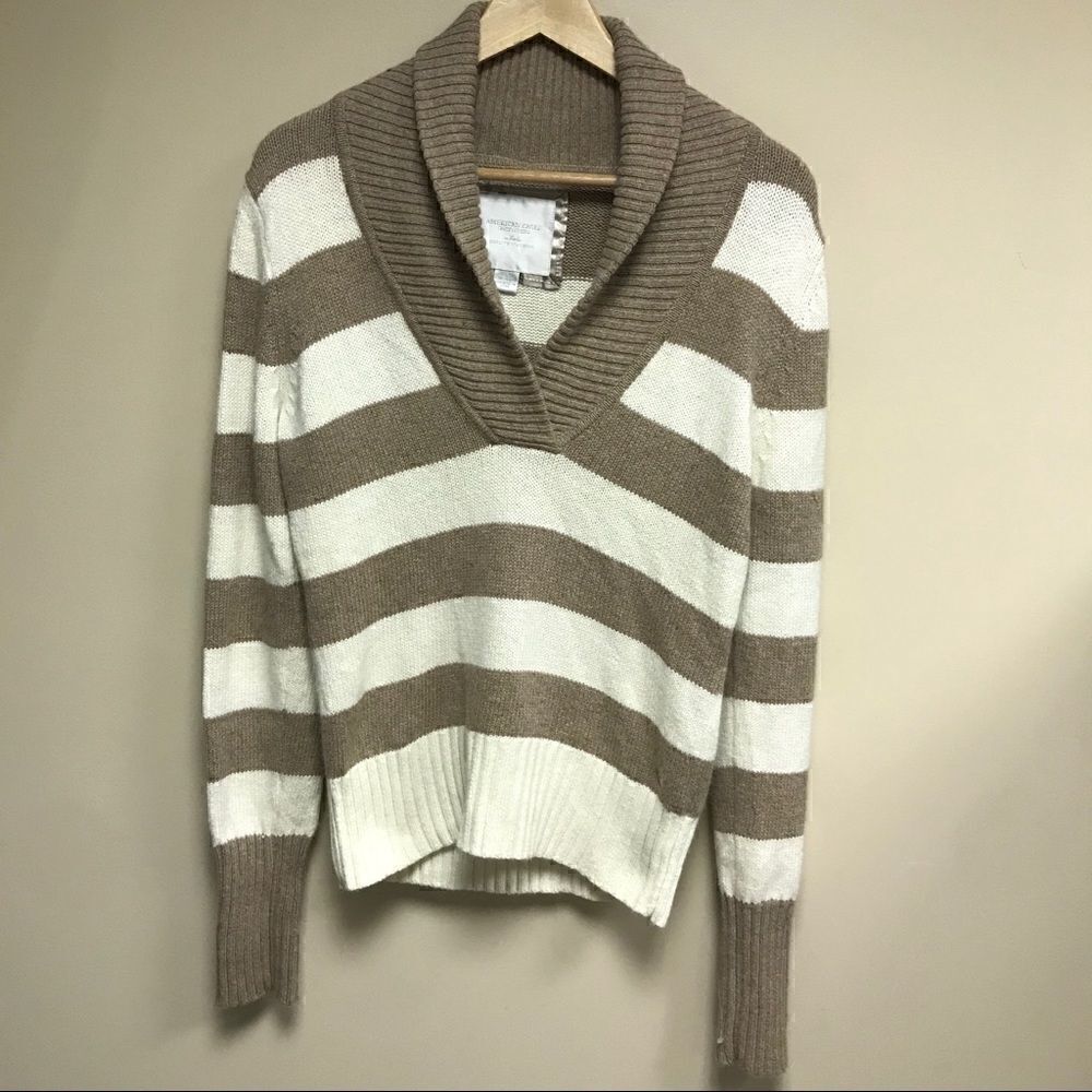 American Eagle off white/ tan striped sweater Med